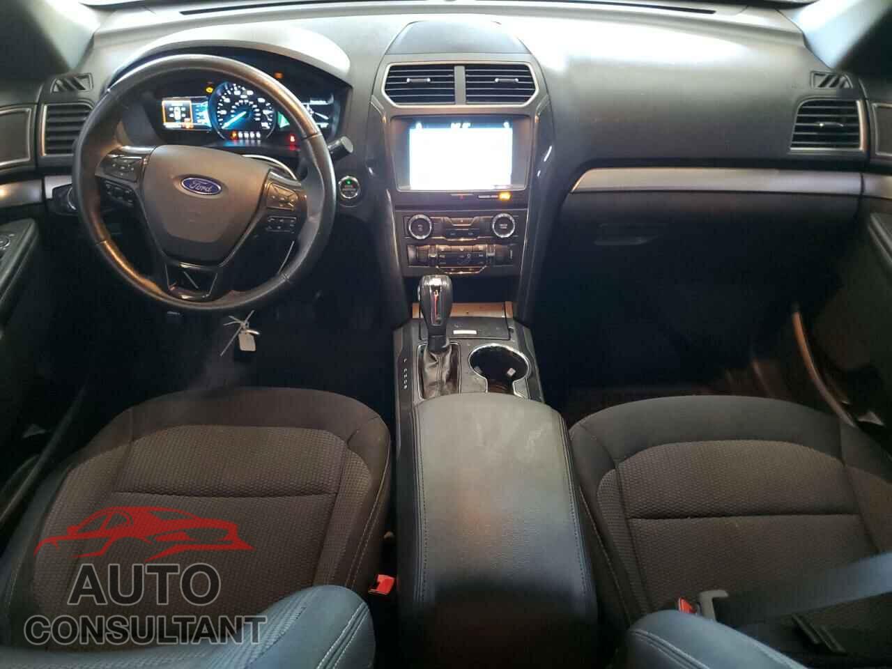 FORD EXPLORER 2018 - 1FM5K8D89JGA10948
