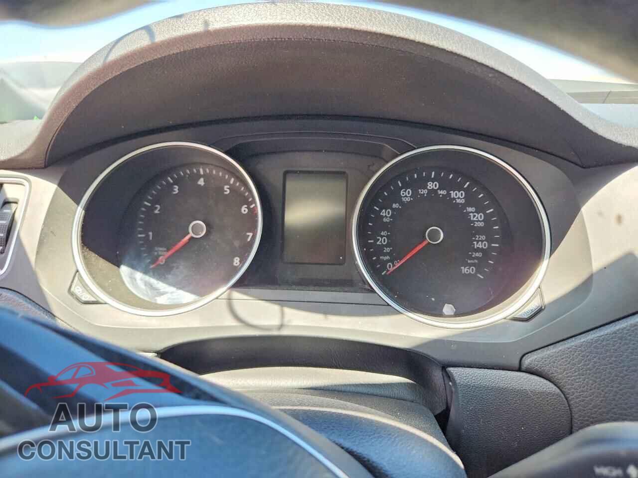 VOLKSWAGEN JETTA 2017 - 3VW2B7AJ8HM375014