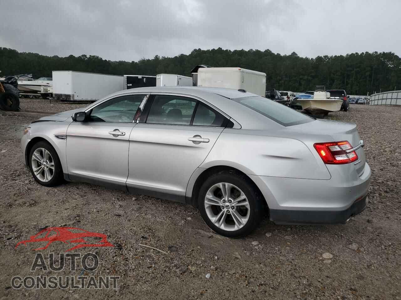 FORD TAURUS 2017 - 1FAHP2E86HG126896