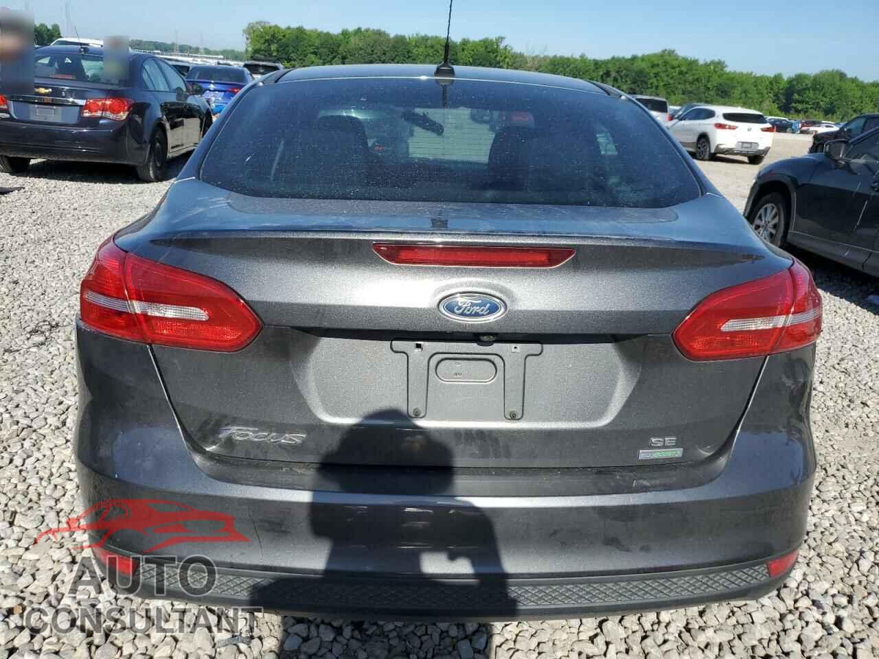 FORD FOCUS 2016 - 1FADP3FE8GL381855