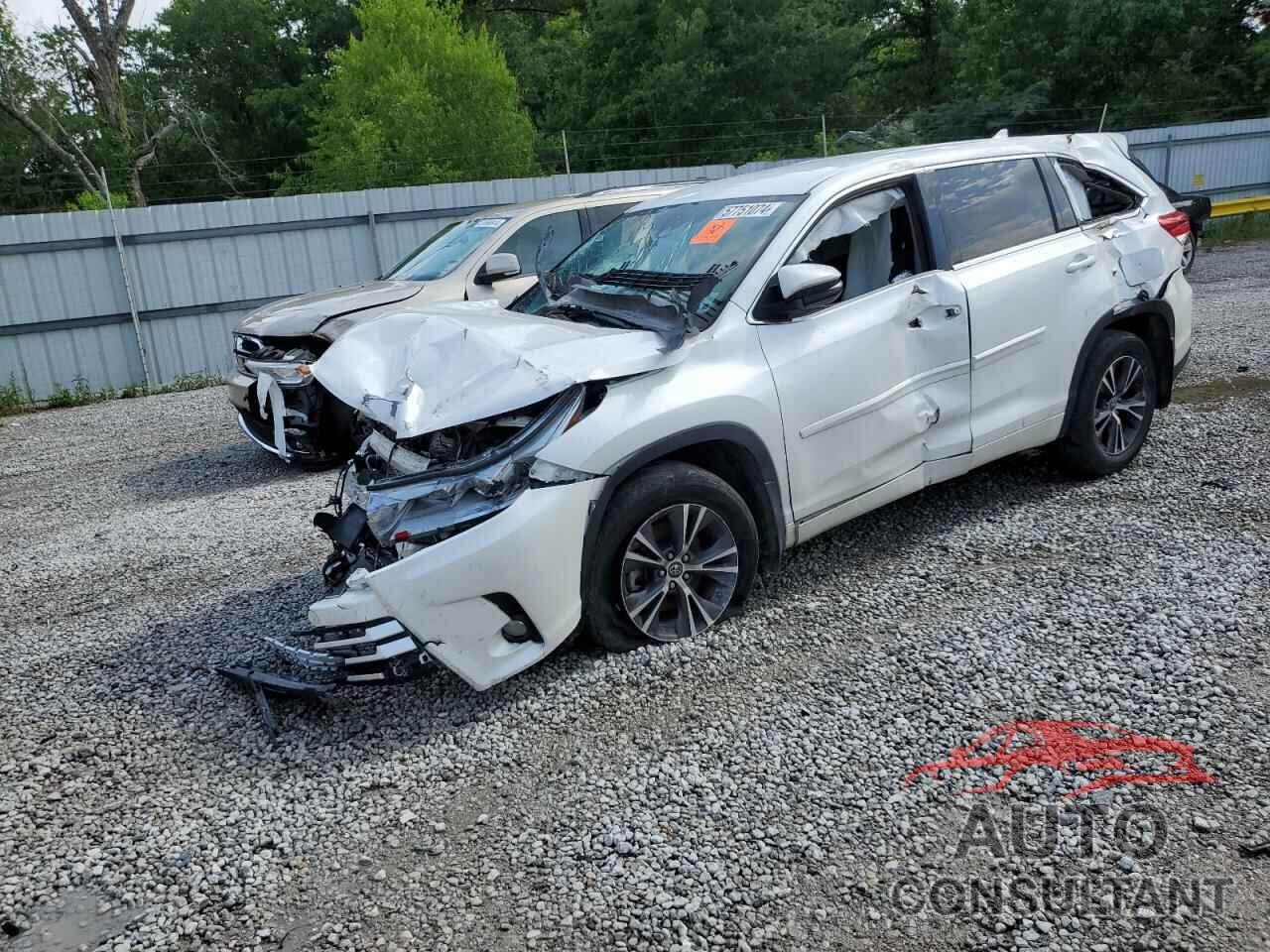 TOYOTA HIGHLANDER 2018 - 5TDZZRFH4JS273732