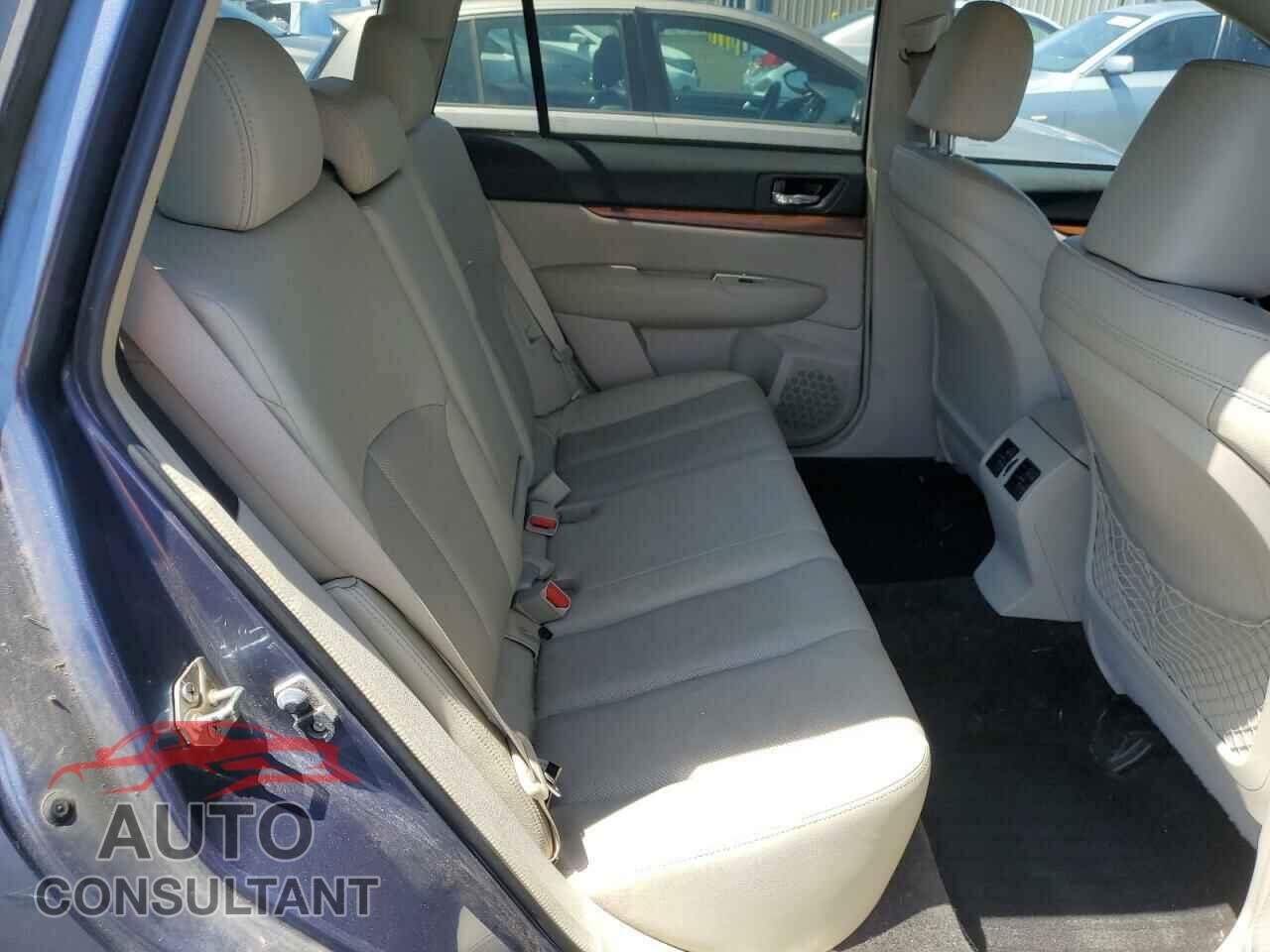 SUBARU OUTBACK 2013 - 4S4BRBLC0D3278610