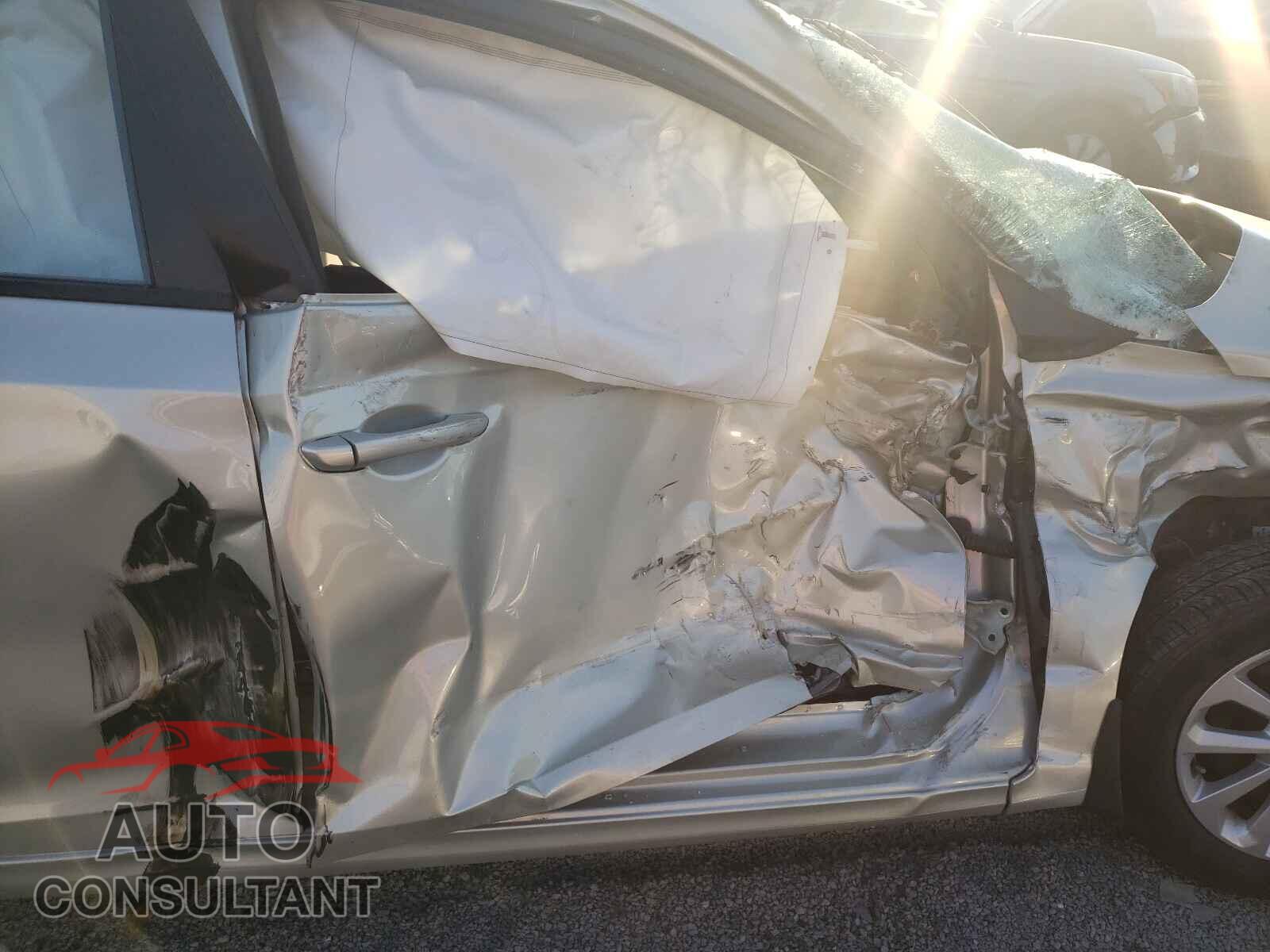 HYUNDAI ACCENT 2018 - 3KPC24A34JE027122