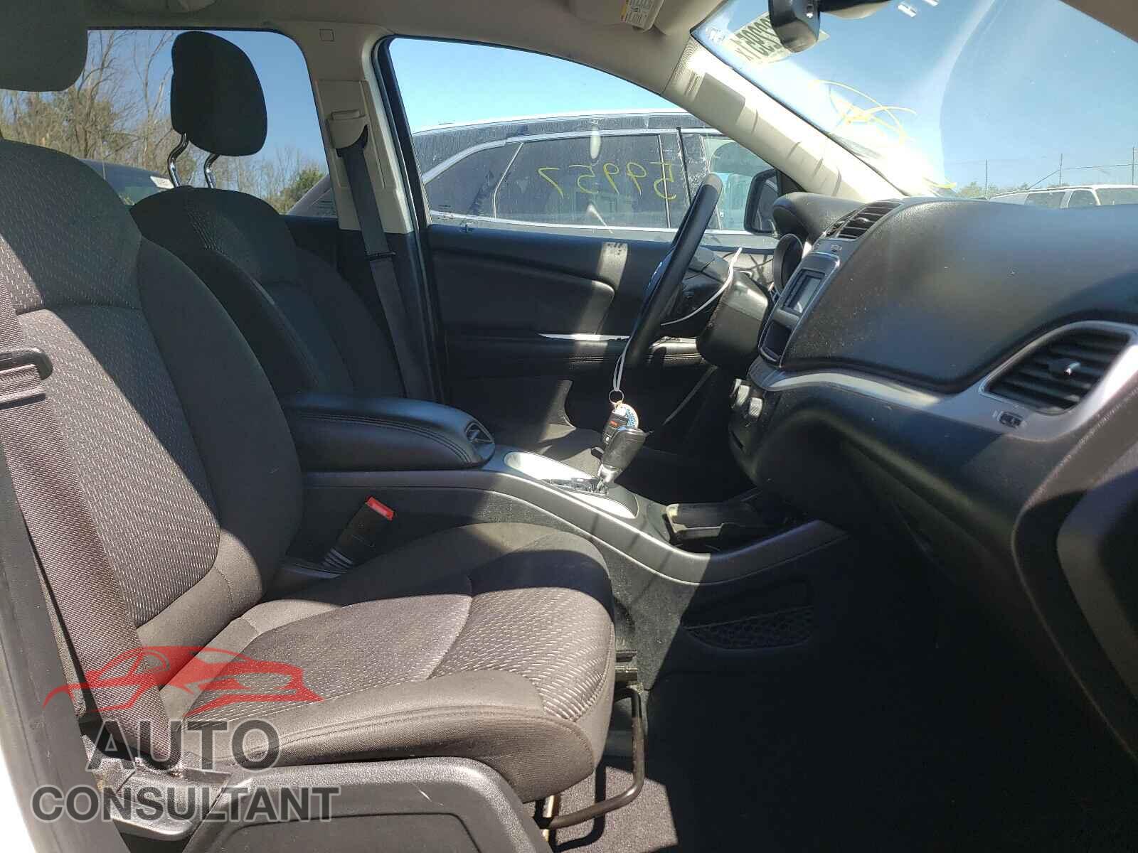 DODGE JOURNEY 2019 - 3C4PDCBB9KT758718