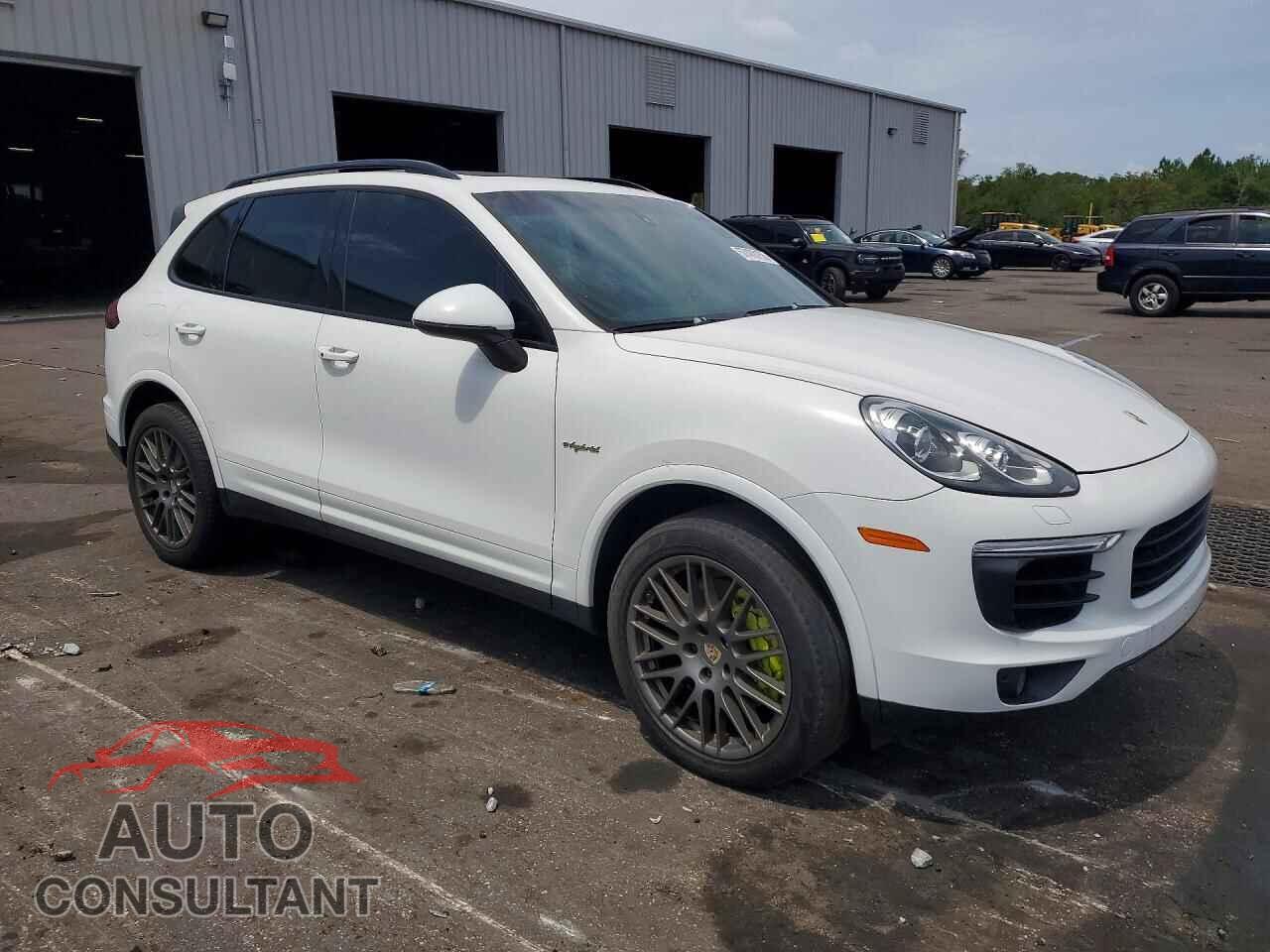 PORSCHE CAYENNE 2017 - WP1AE2A22HLA74286