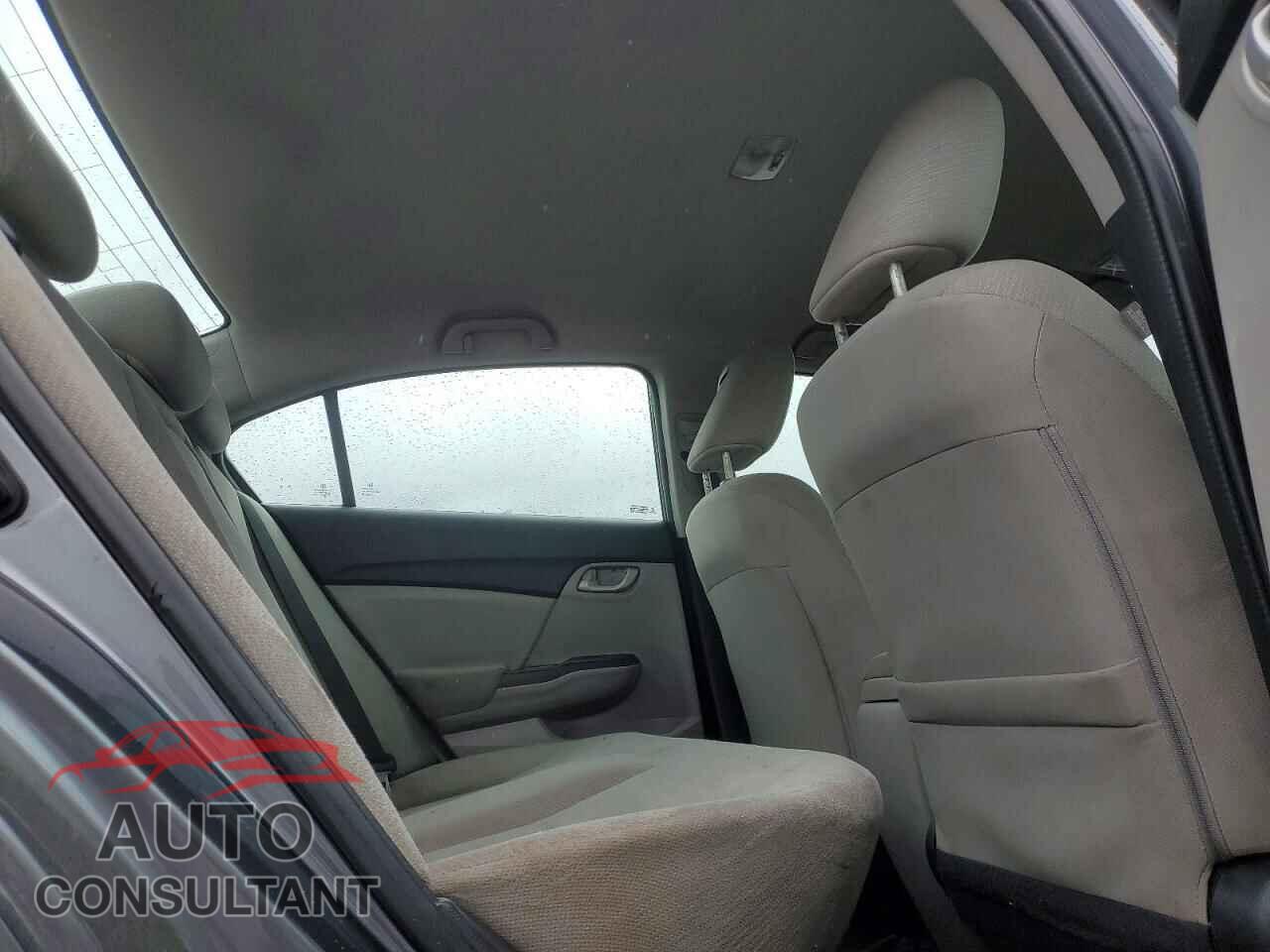 HONDA CIVIC 2013 - 2HGFB2F44DH108375