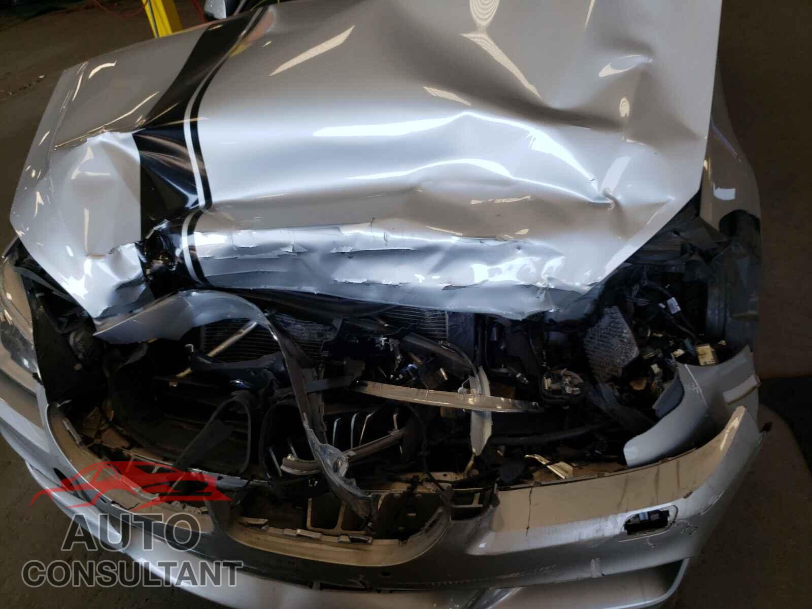 BMW 6 SERIES 2016 - WBA6D2C57GGT65744