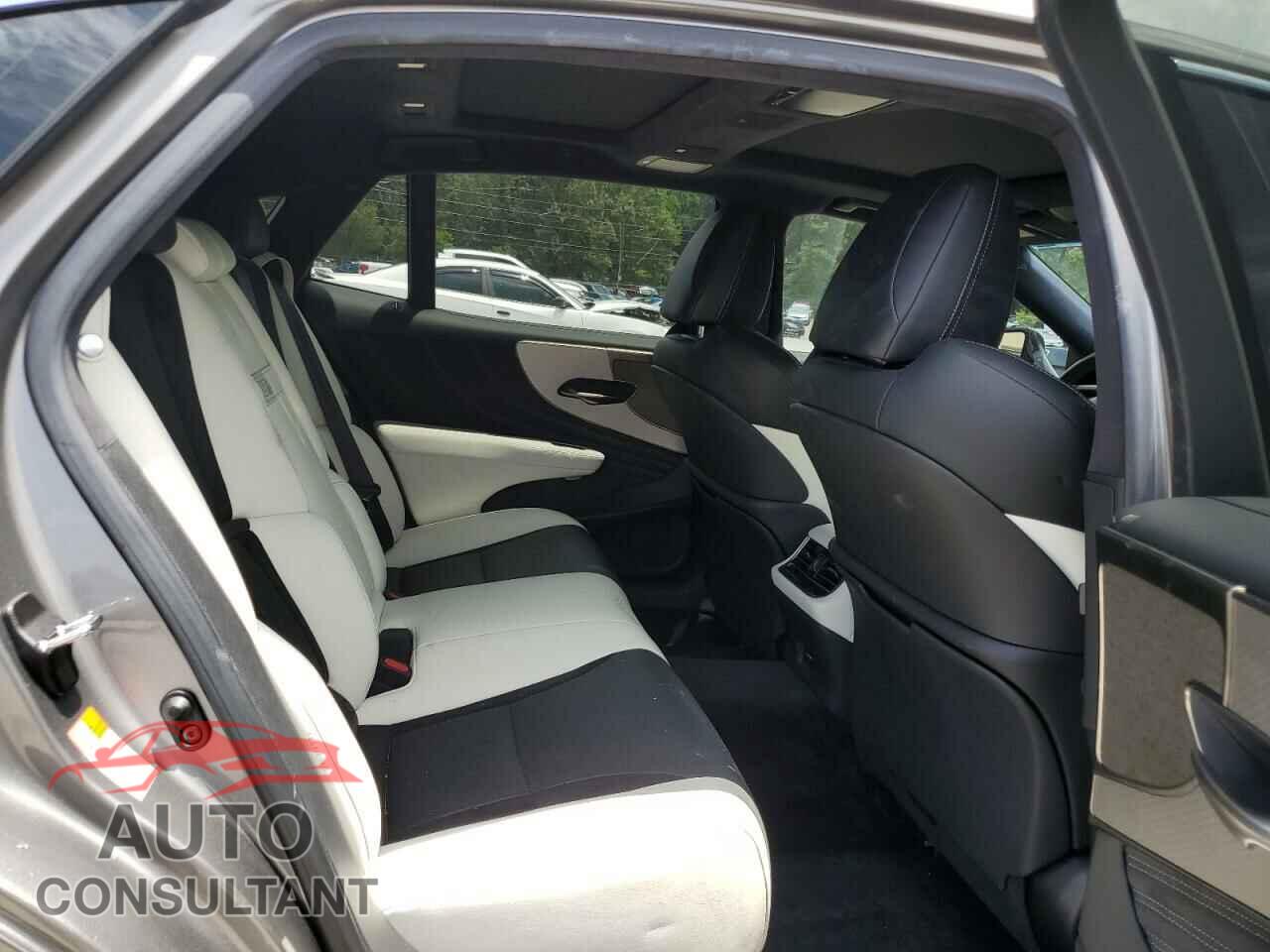 LEXUS LS500 2021 - JTHF51FF4M5014004