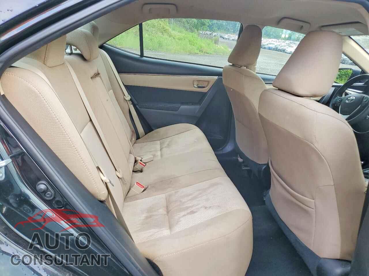 TOYOTA COROLLA 2015 - 2T1BURHE2FC272811