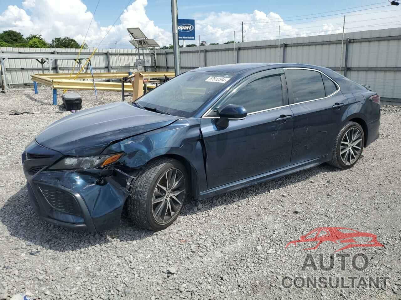 TOYOTA CAMRY 2021 - 4T1G11AK1MU522907