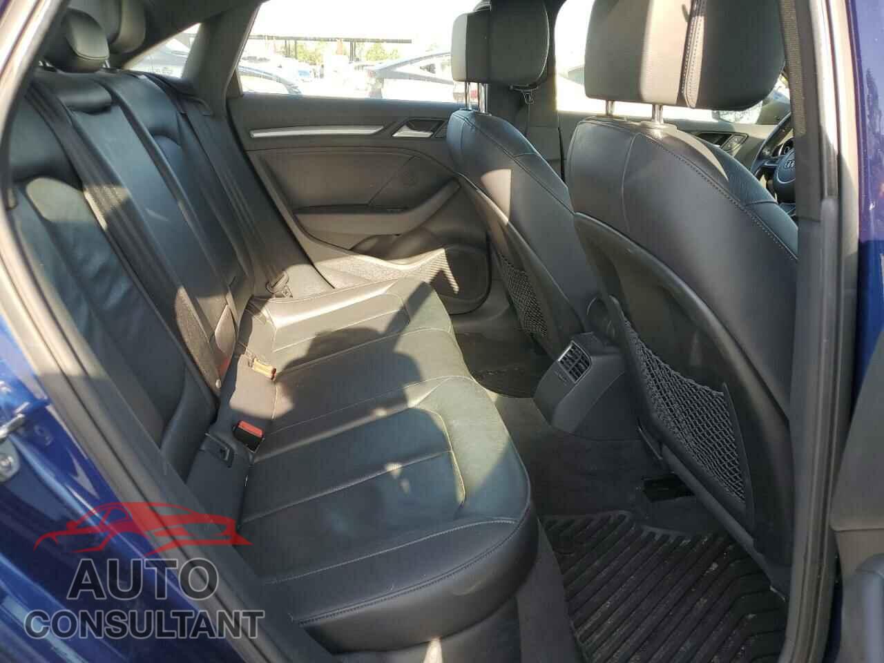 AUDI A3 2015 - WAUBFGFF8F1107857
