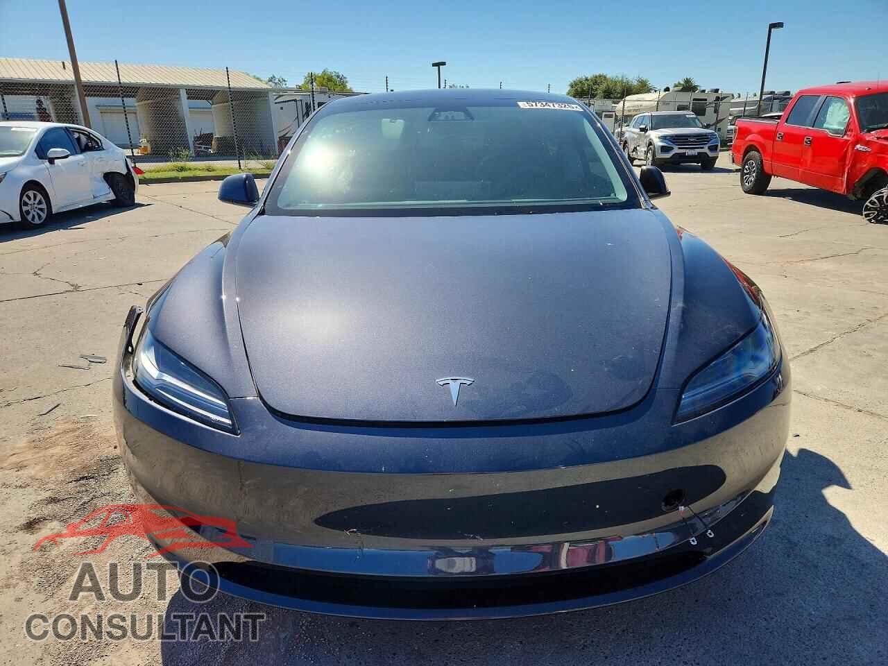 TESLA MODEL 3 2025 - 5YJ3E1EA8SF991619