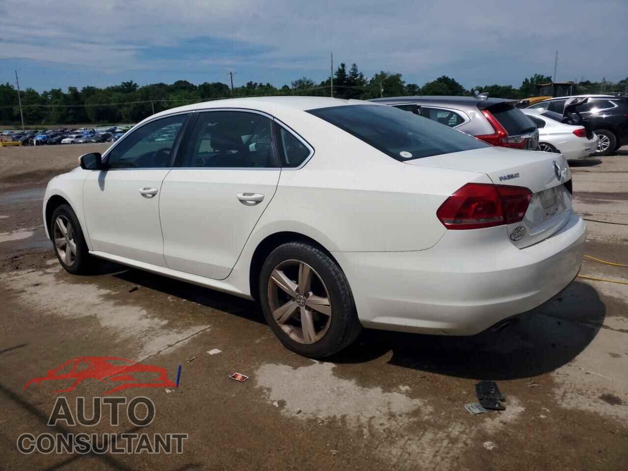 VOLKSWAGEN PASSAT 2013 - 1VWBN7A36DC122102