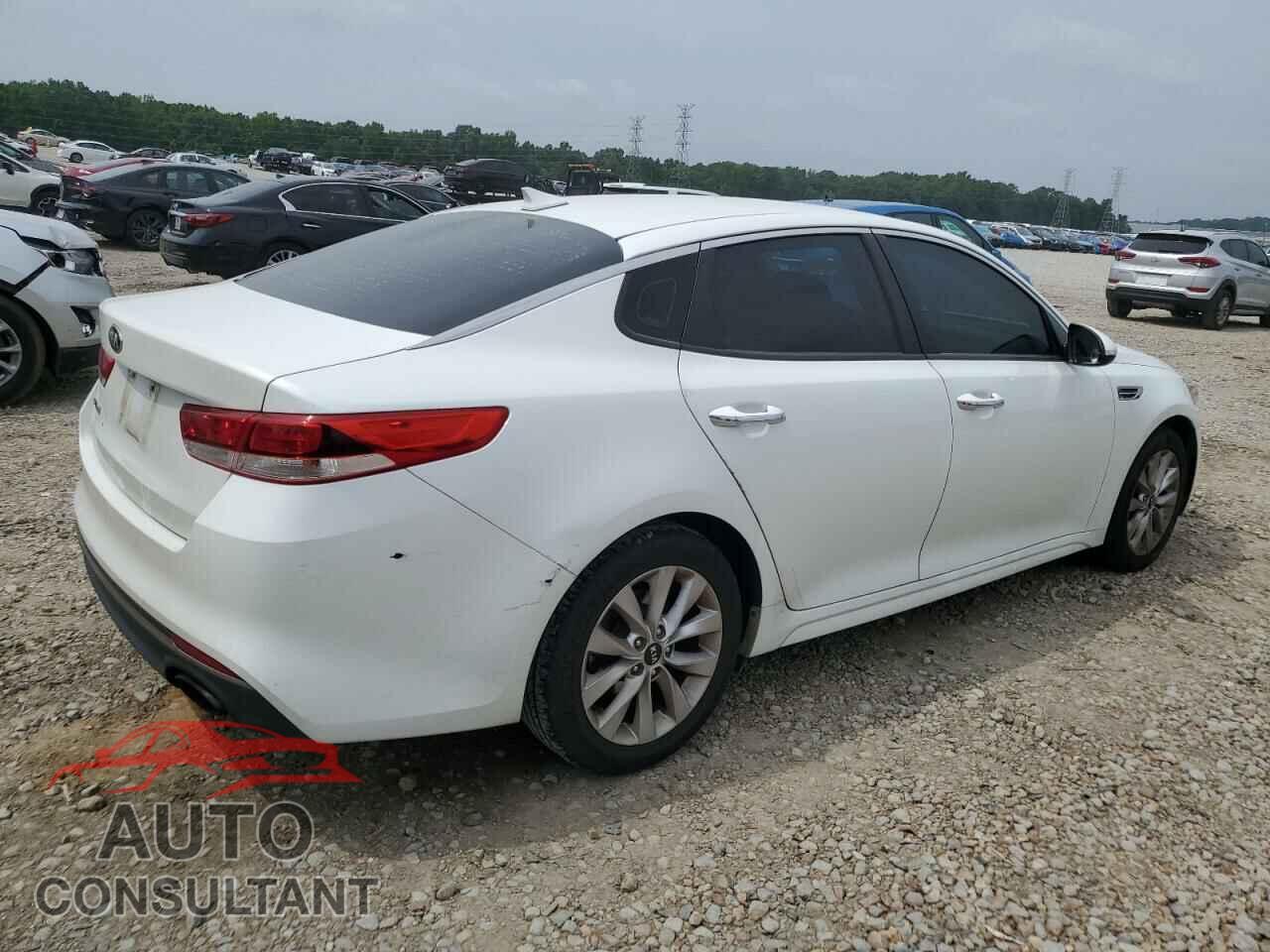 KIA OPTIMA 2016 - 5XXGT4L3XGG020431