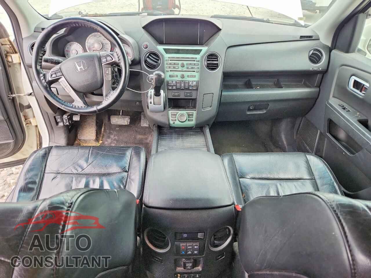 HONDA PILOT 2011 - 5FNYF4H97BB505016
