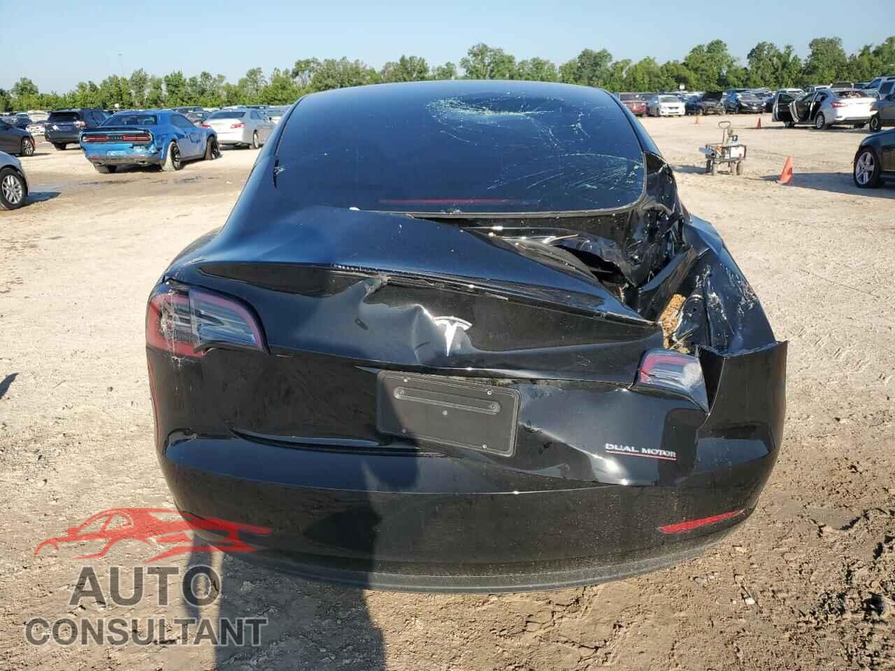 TESLA MODEL 3 2023 - 5YJ3E1EC6PF675936