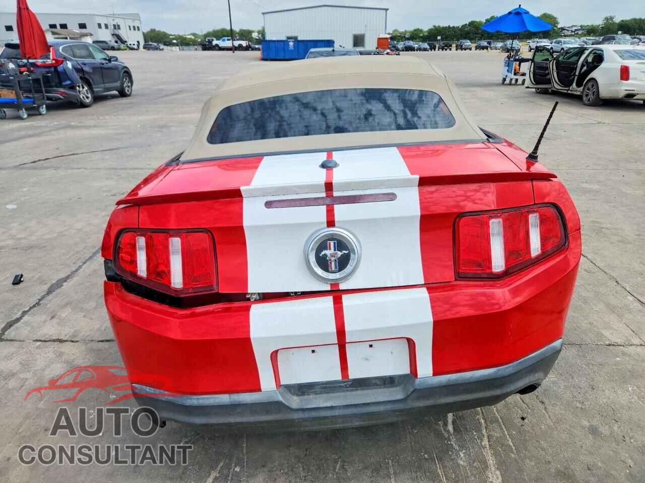 FORD MUSTANG 2012 - 1ZVBP8EM8C5282875