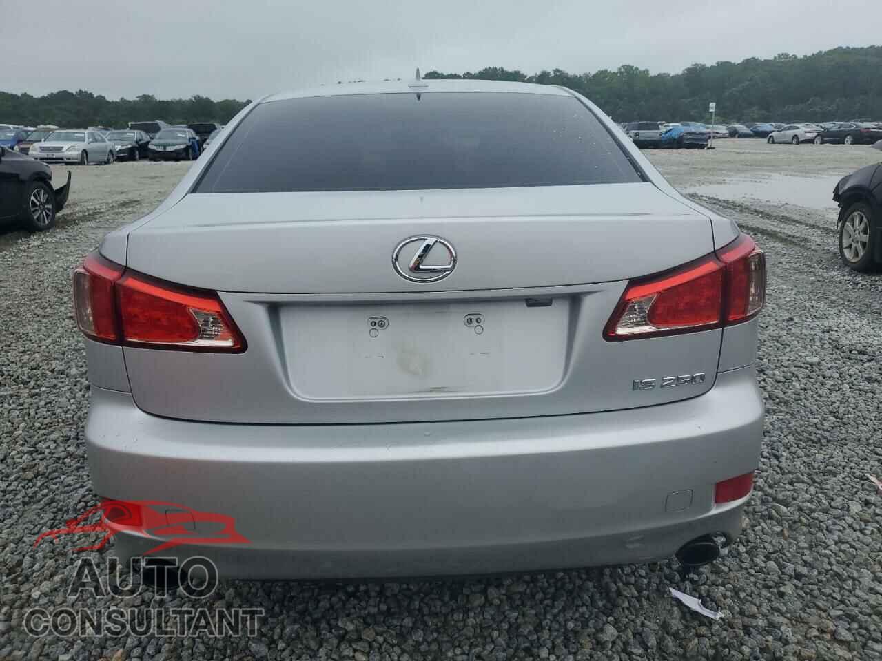 LEXUS IS 2012 - JTHBF5C21C5180984