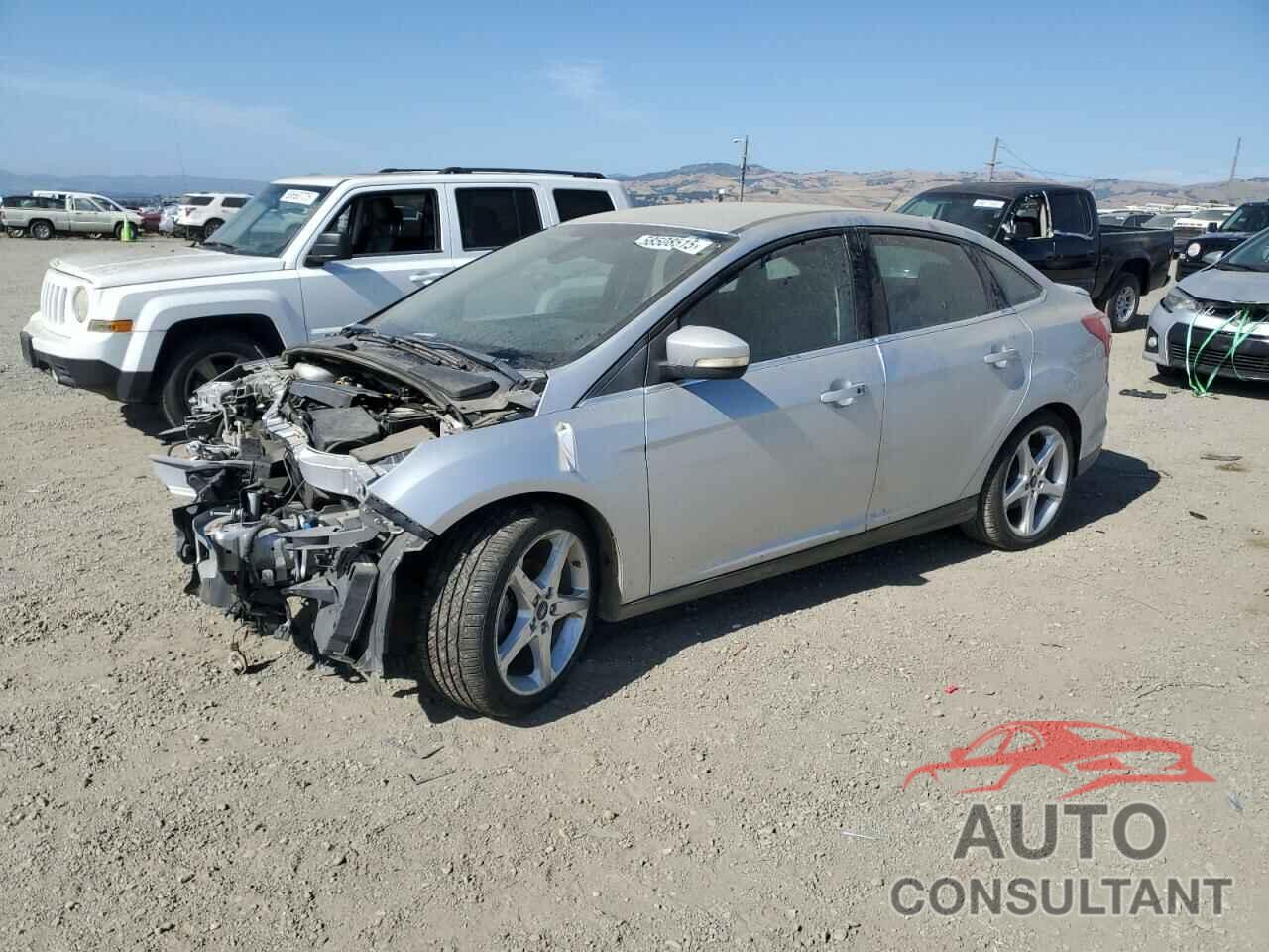 FORD FOCUS 2012 - 1FAHP3J25CL468458