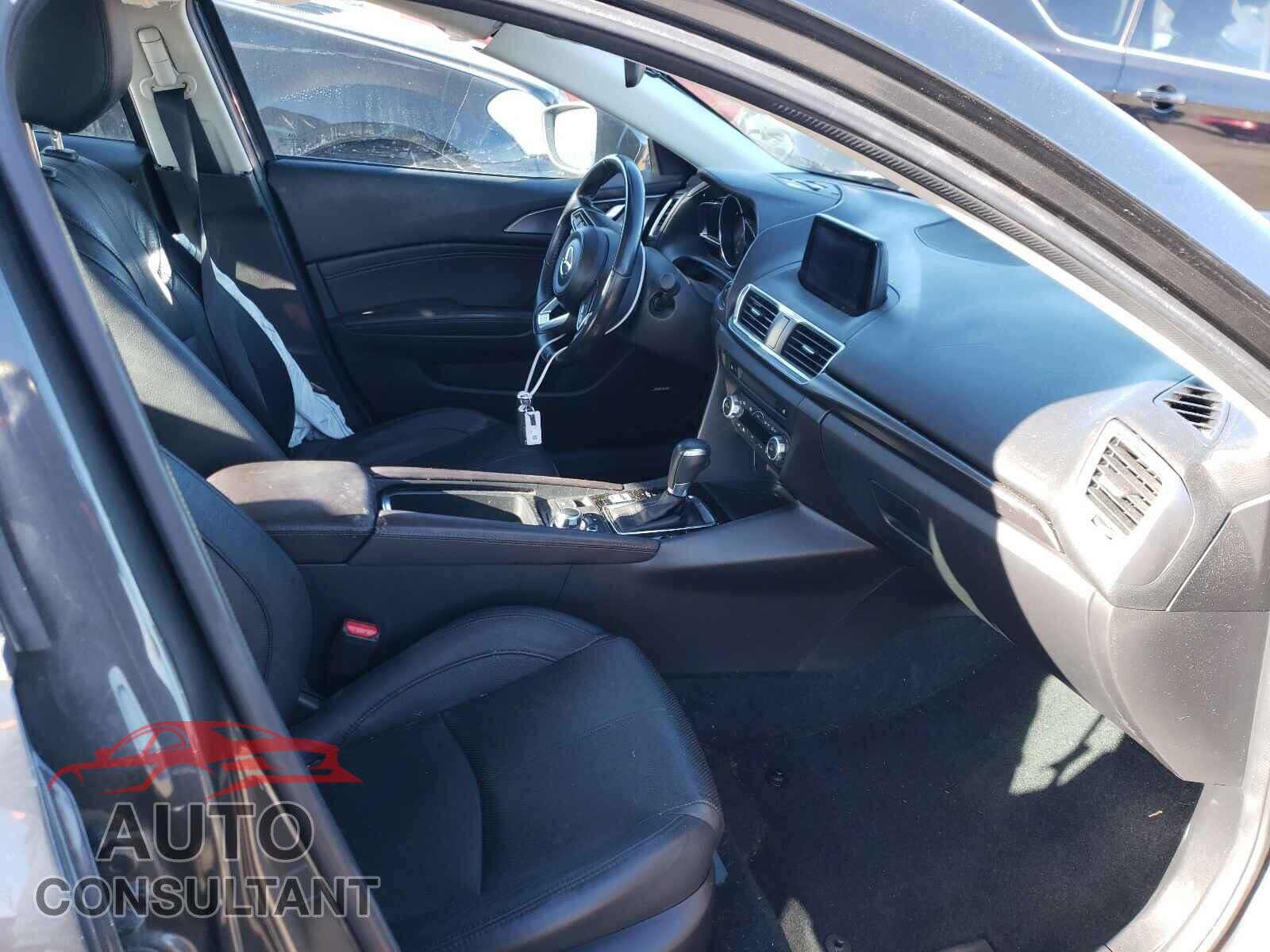 MAZDA 3 2017 - JM1BN1W34H1105048