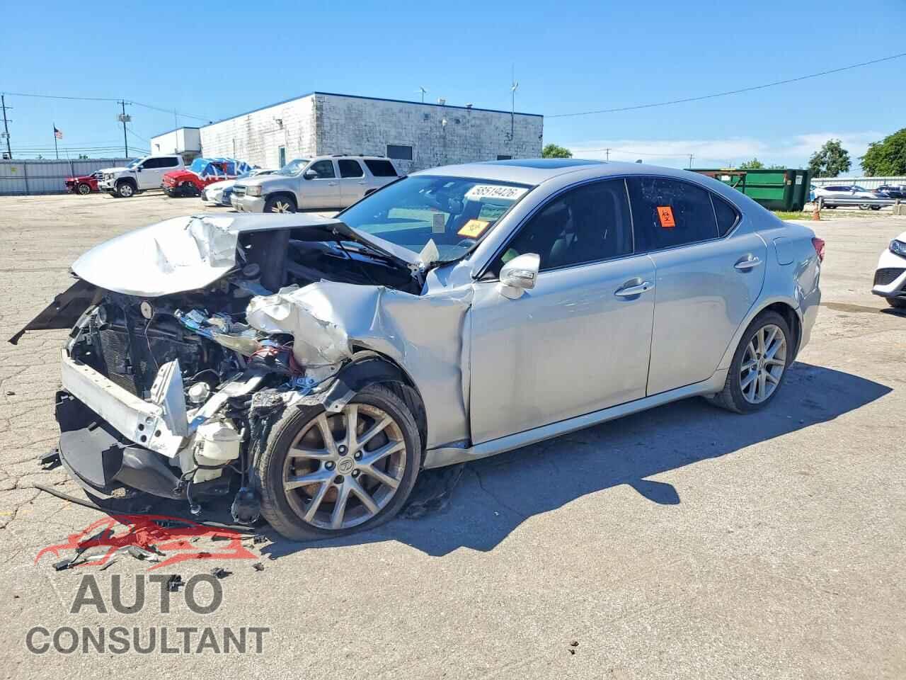 LEXUS IS 2011 - JTHCE5C21B5000697