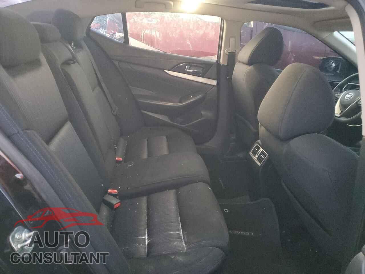 NISSAN MAXIMA 2017 - 1N4AA6AP1HC367117
