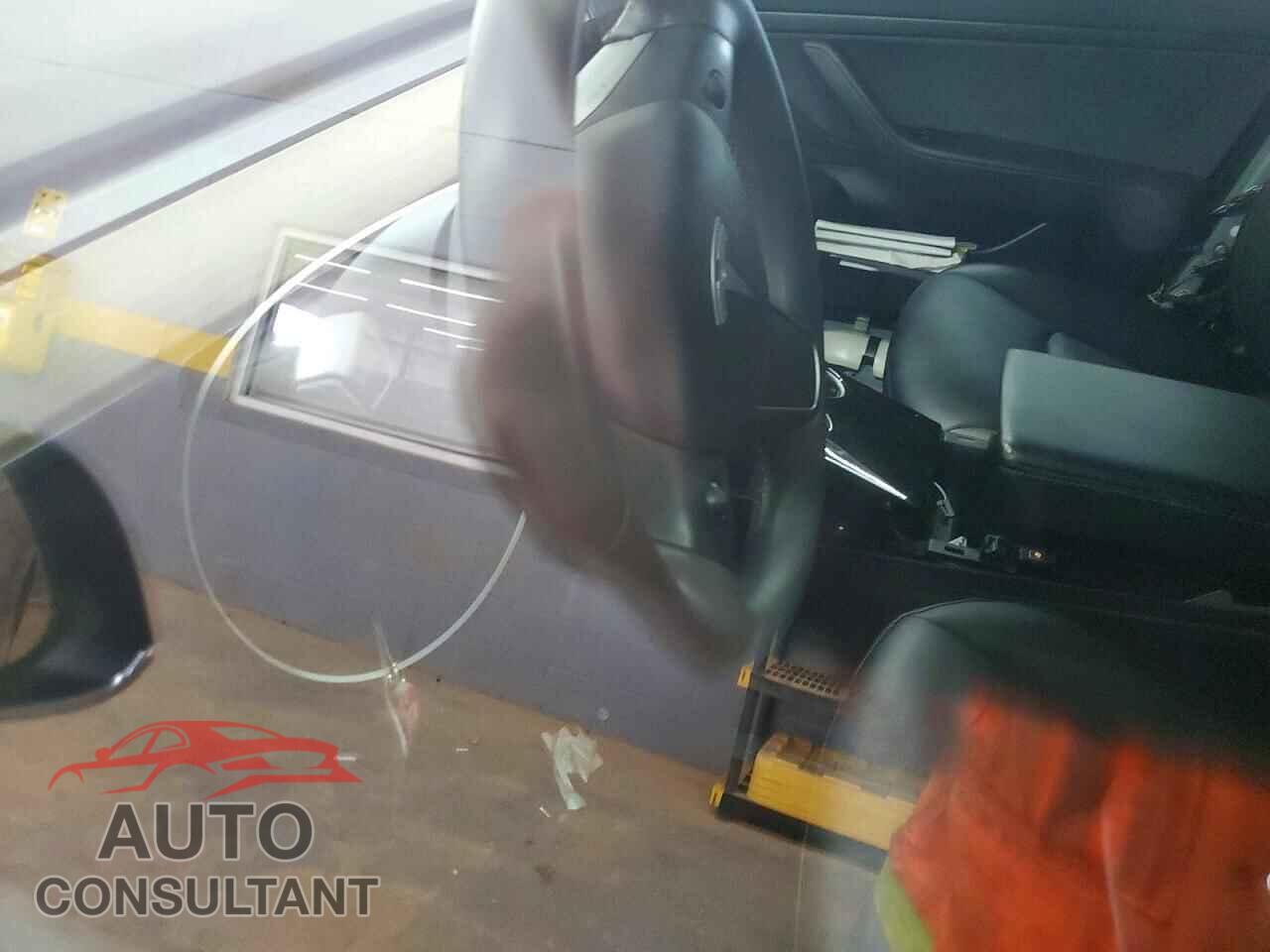TESLA MODEL 3 2020 - 5YJ3E1EA4LF661154