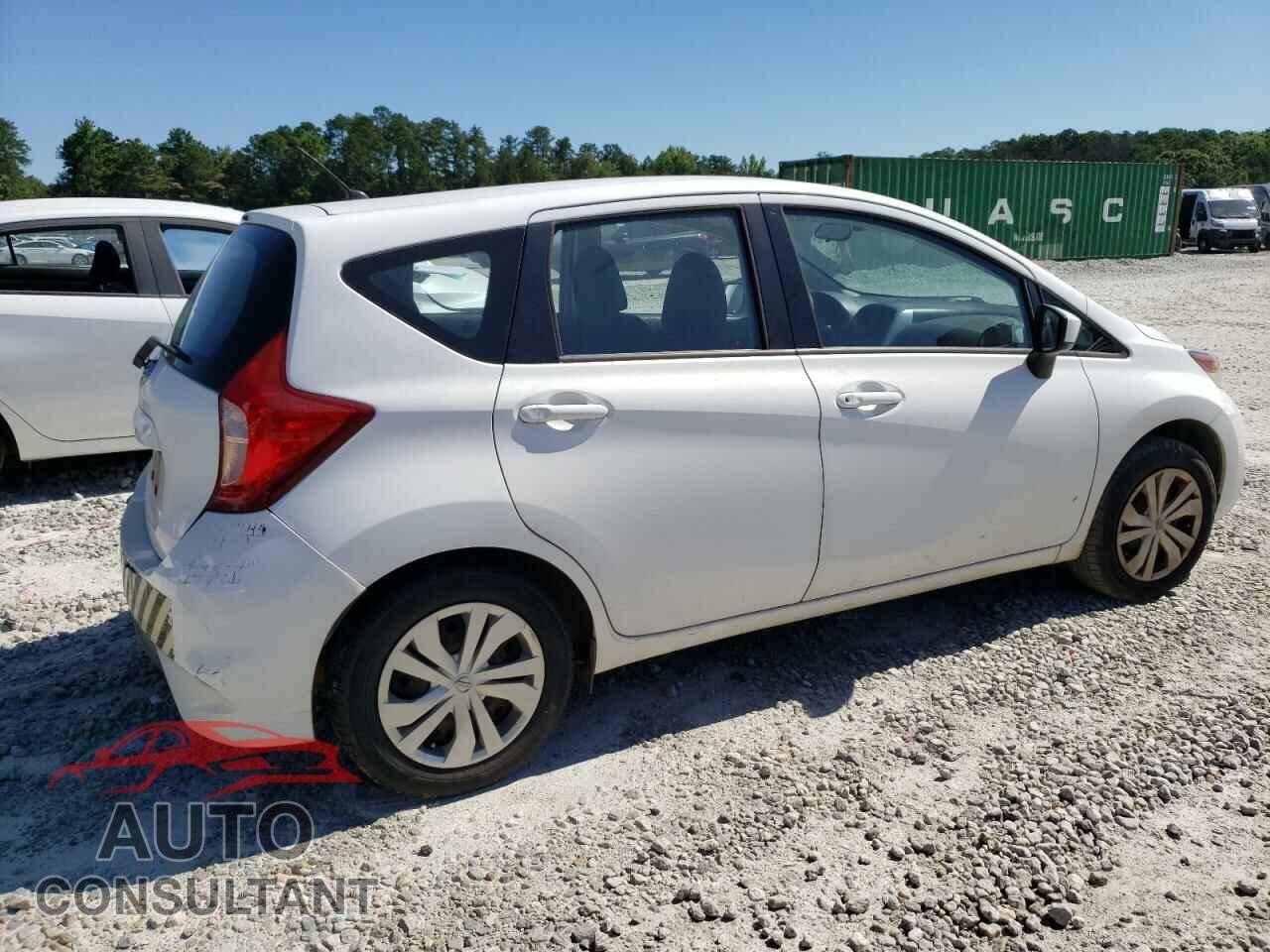 NISSAN VERSA 2017 - 3N1CE2CP3HL372002