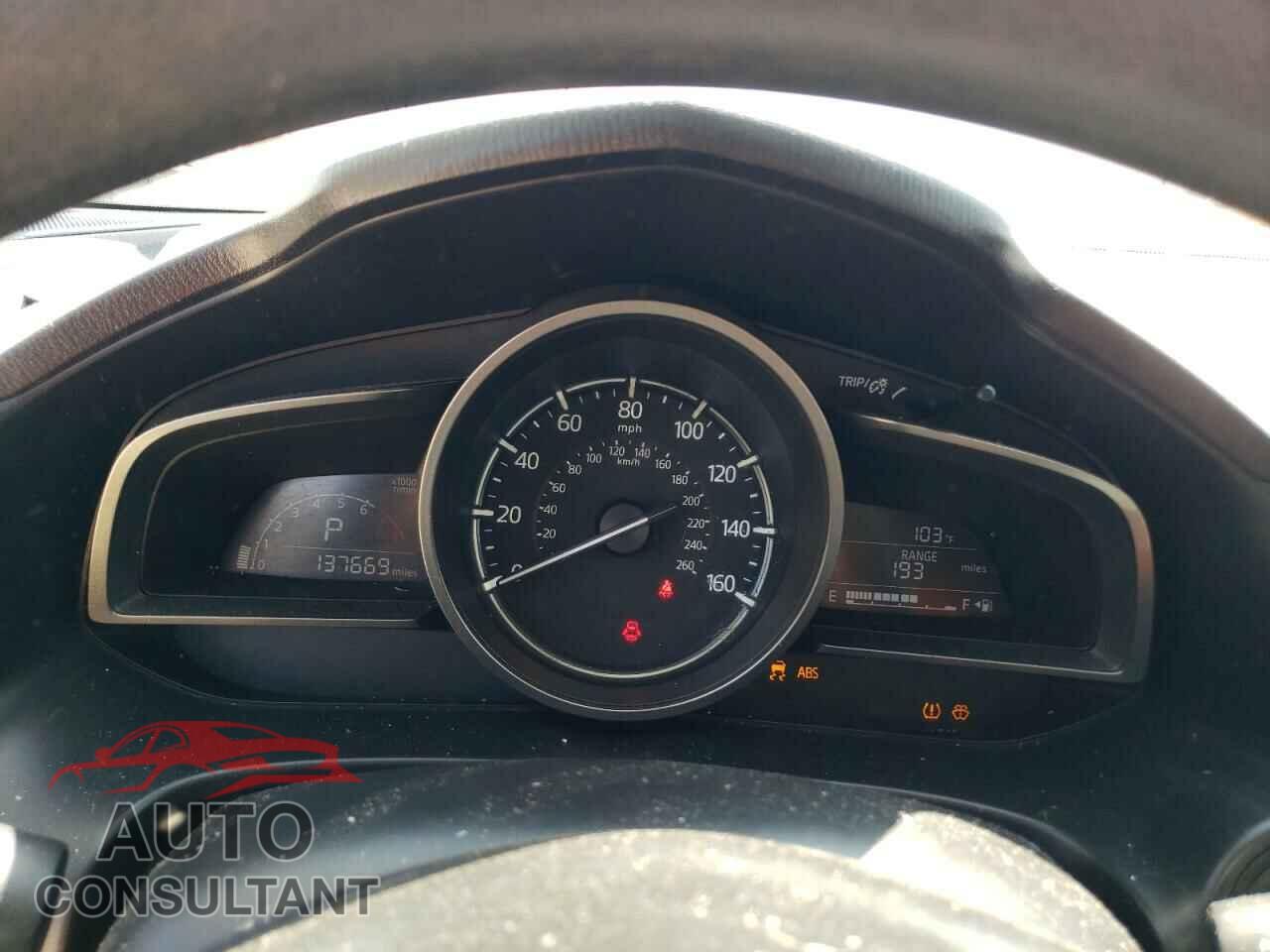 MAZDA 3 2017 - 3MZBN1U71HM136862