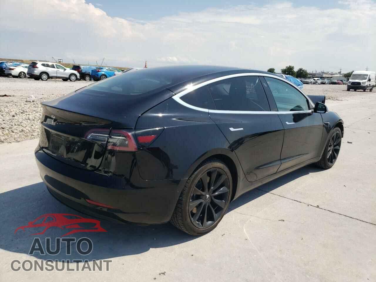 TESLA MODEL 3 2018 - 5YJ3E1EA7JF060298