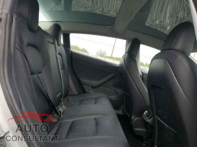 TESLA MODEL 3 2018 - 5YJ3E1EA8JF041145