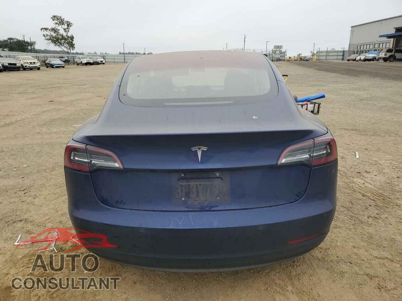 TESLA MODEL 3 2018 - 5YJ3E1EA4JF032586