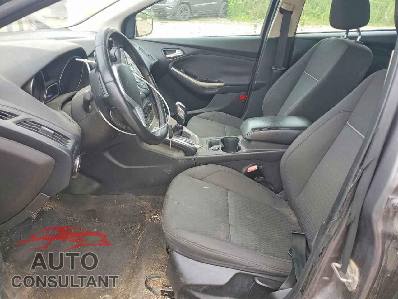 FORD FOCUS 2012 - 1FAHP3M24CL183181
