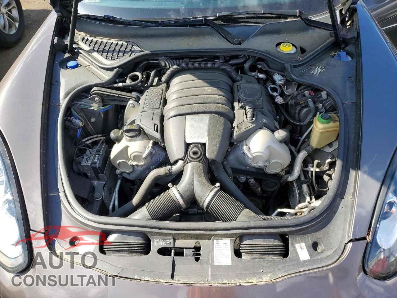 PORSCHE PANAMERA 2015 - WP0AA2A76FL005185