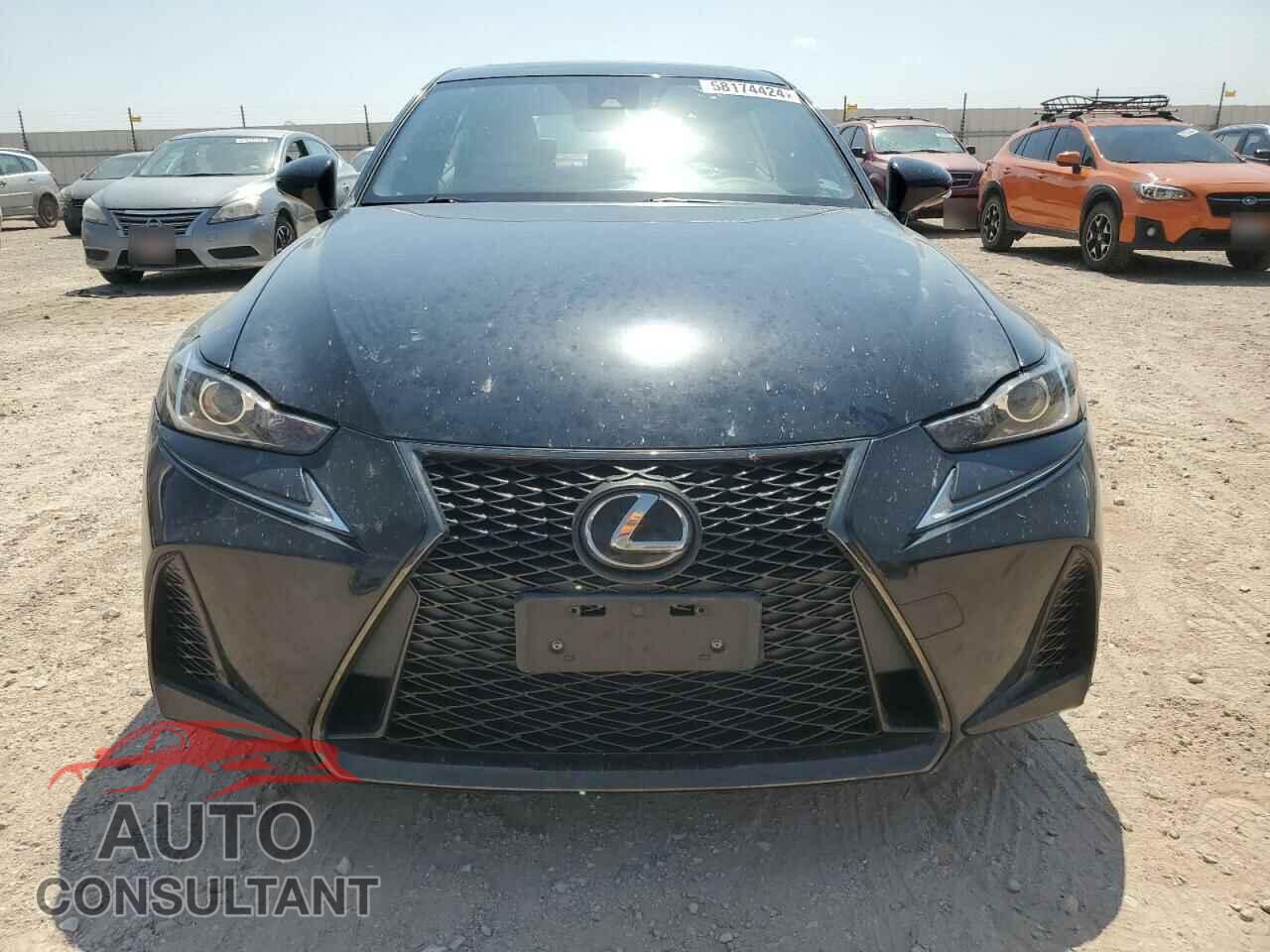 LEXUS IS 2017 - JTHBA1D24H5039856