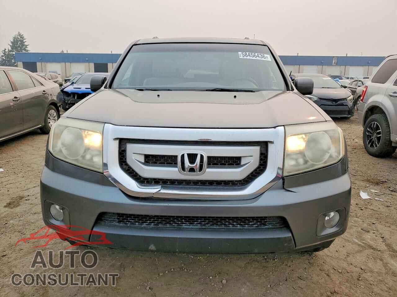 HONDA PILOT 2011 - 5FNYF4H52BB047575
