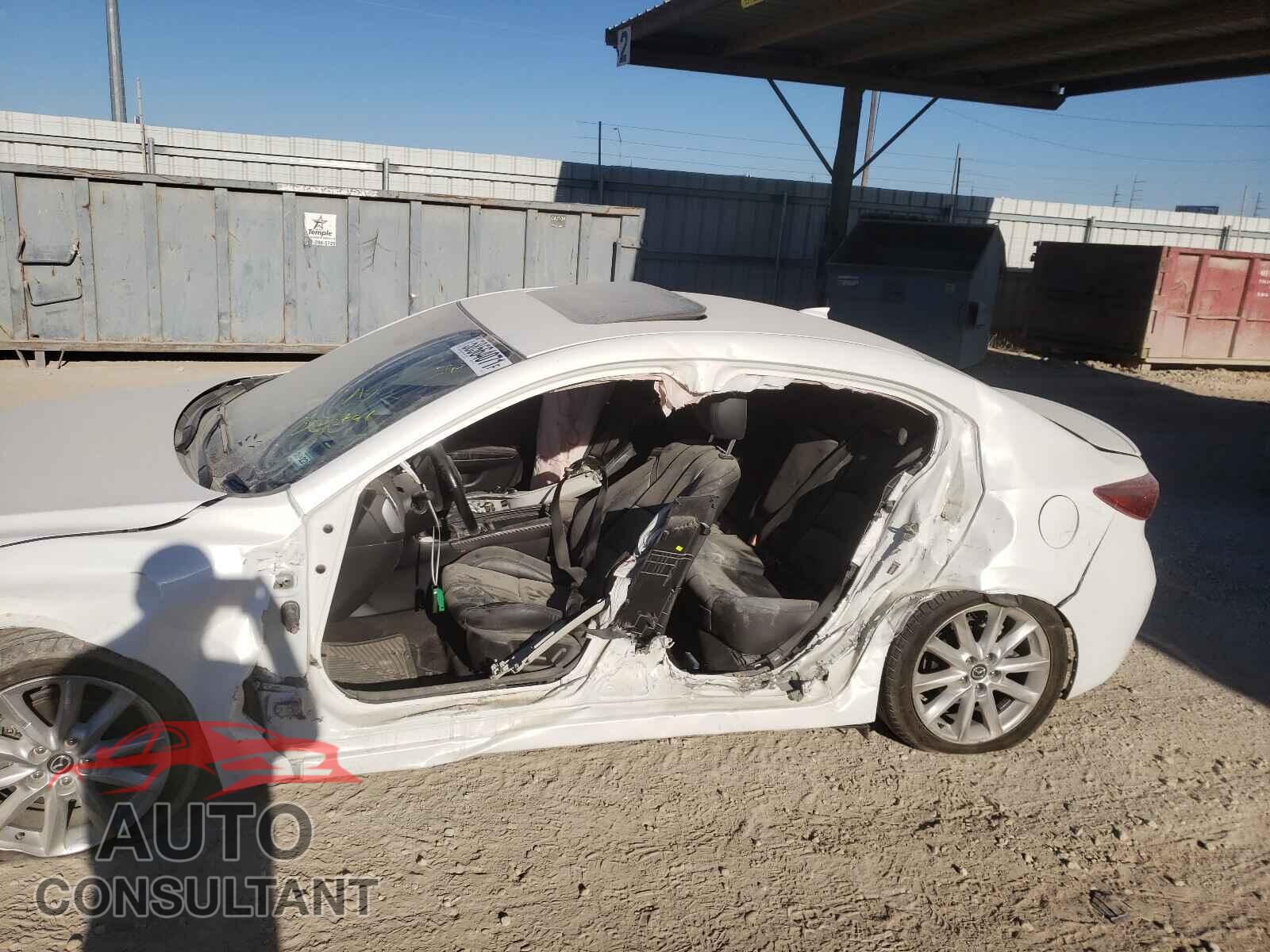 MAZDA 3 2017 - 3MZBN1V7XHM127608