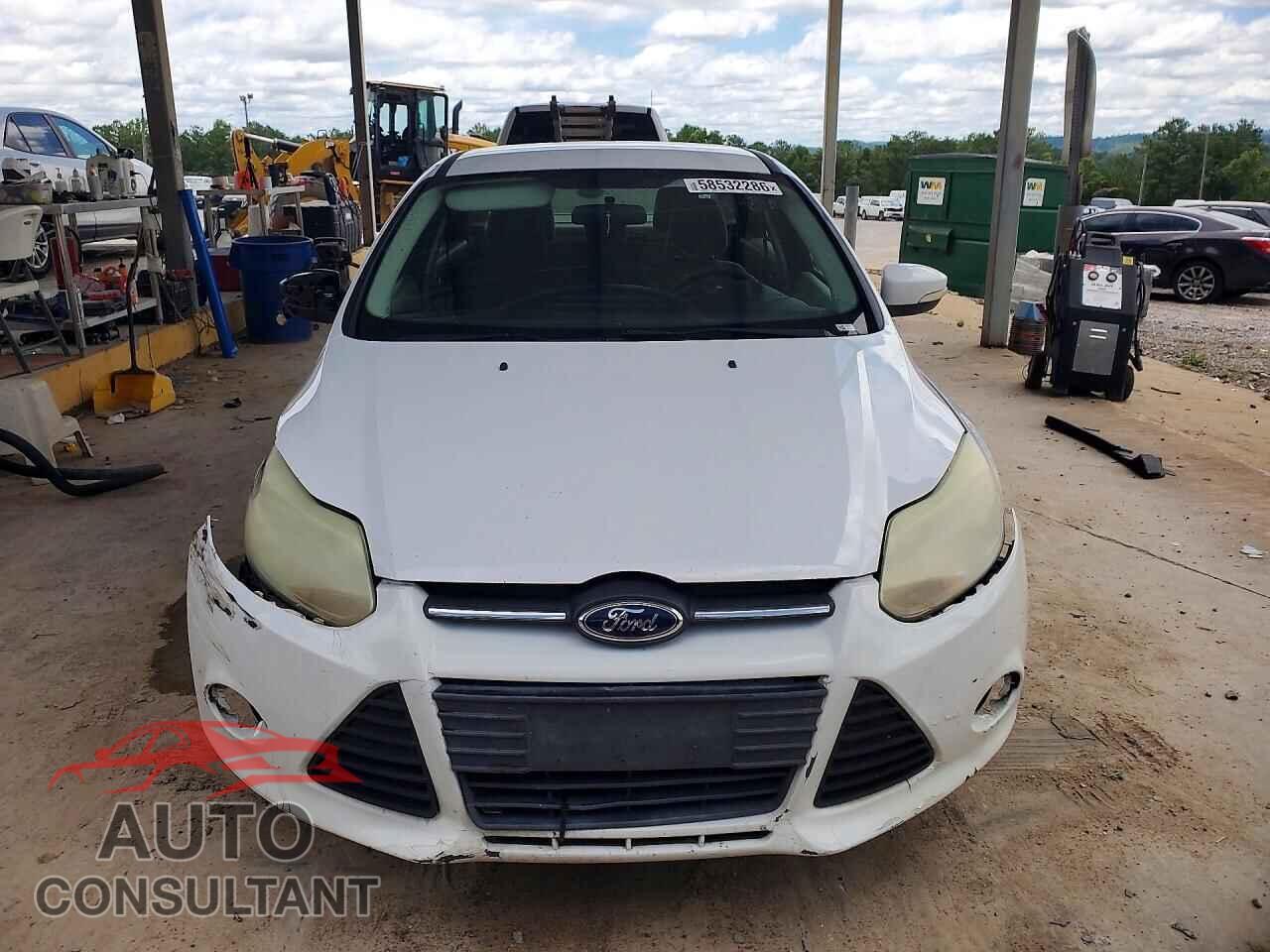 FORD FOCUS 2014 - 1FADP3F25EL190056