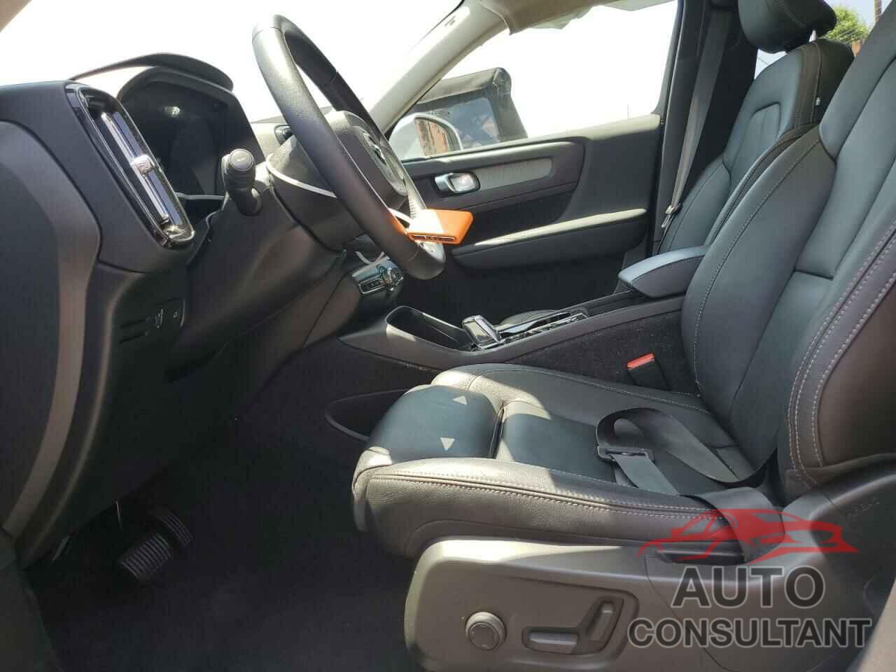 VOLVO XC40 2021 - YV4162UL5M2564818