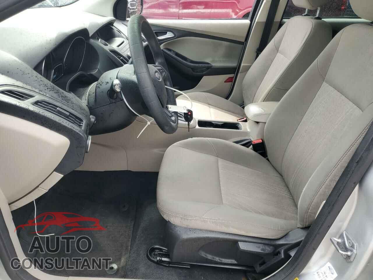FORD FOCUS 2016 - 1FADP3F20GL398557