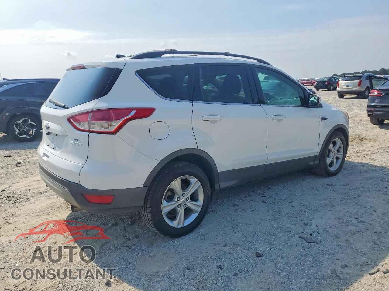 FORD ESCAPE 2013 - 1FMCU0GX9DUA25834