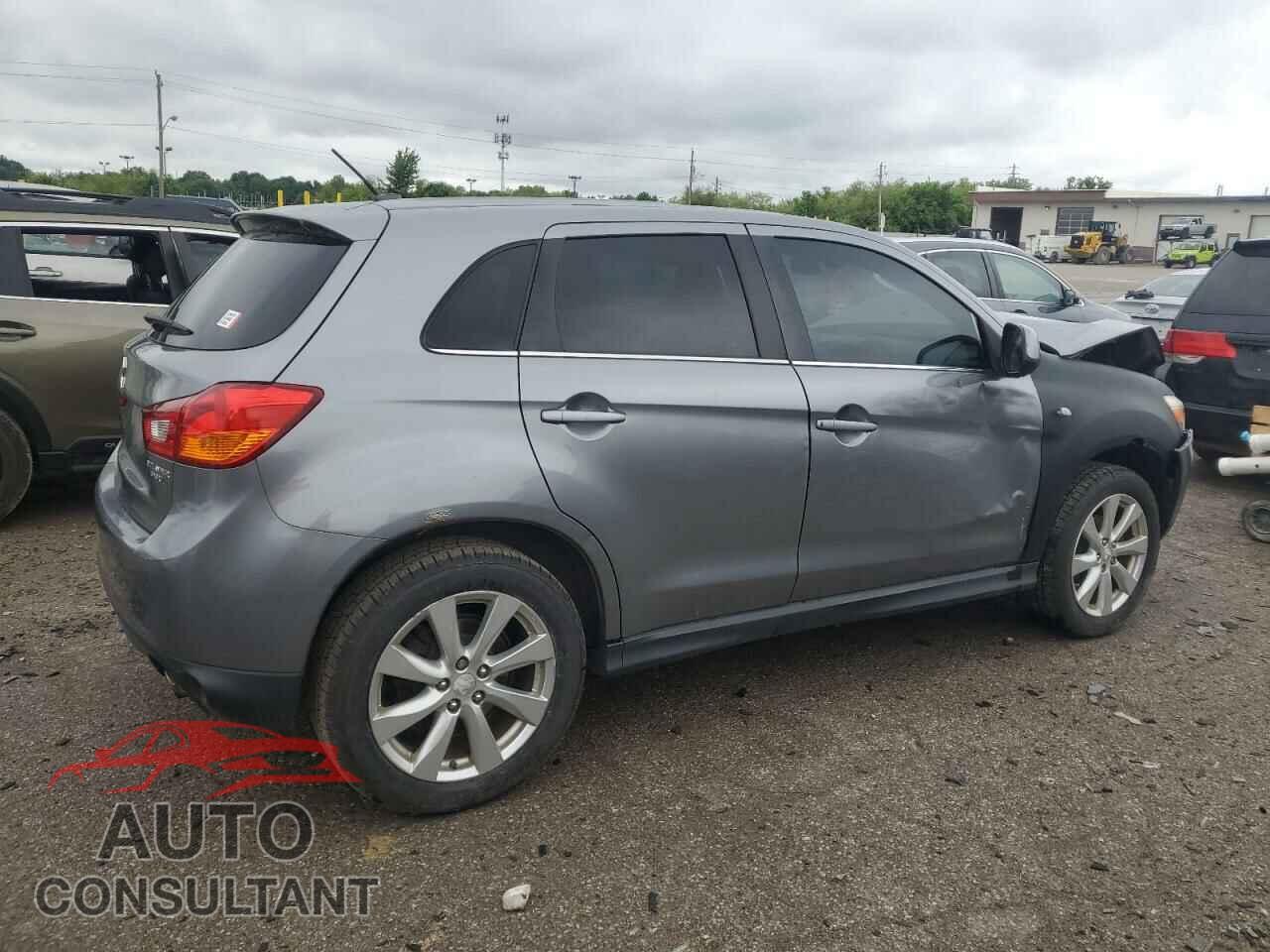 MITSUBISHI OUTLANDER 2013 - 4A4AR4AUXDE020258