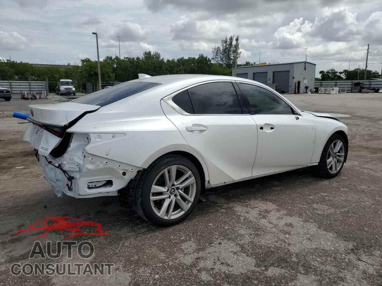 LEXUS IS 2024 - JTHCA1D24R5130261