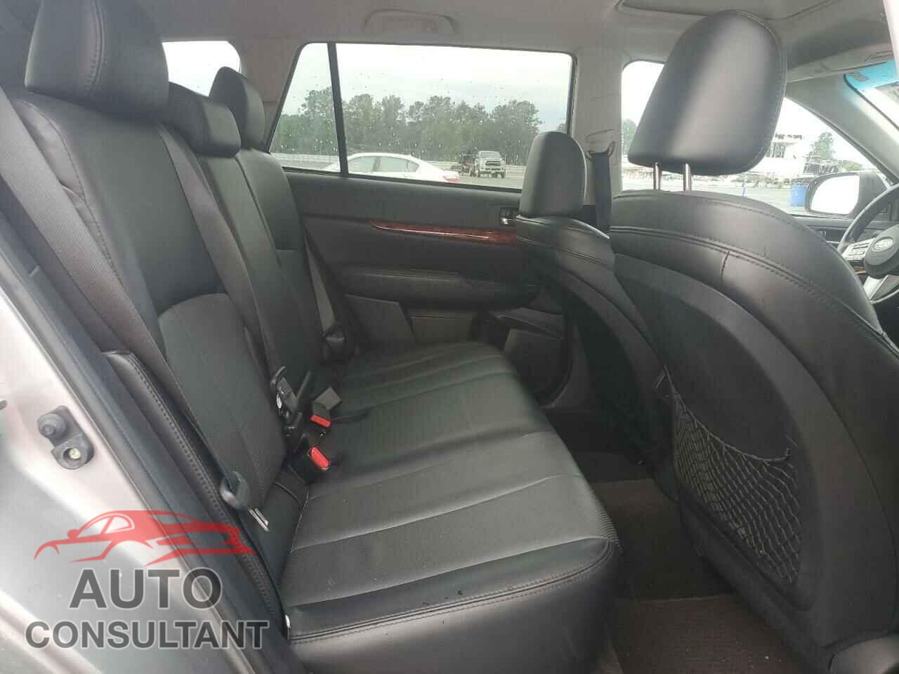 SUBARU OUTBACK 2011 - 4S4BRBLC8B3432820