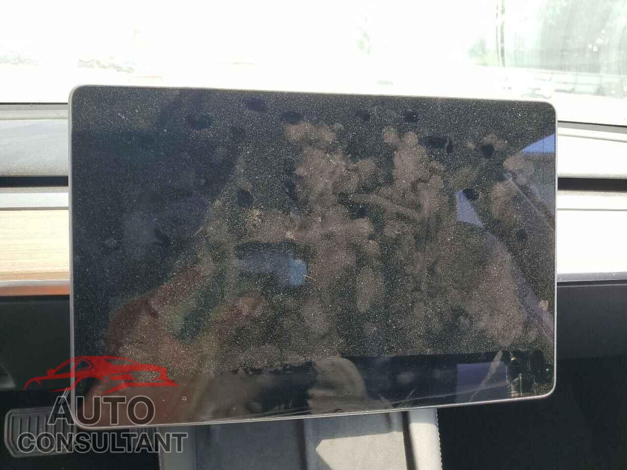 TESLA MODEL 3 2022 - 5YJ3E1EB0NF122820