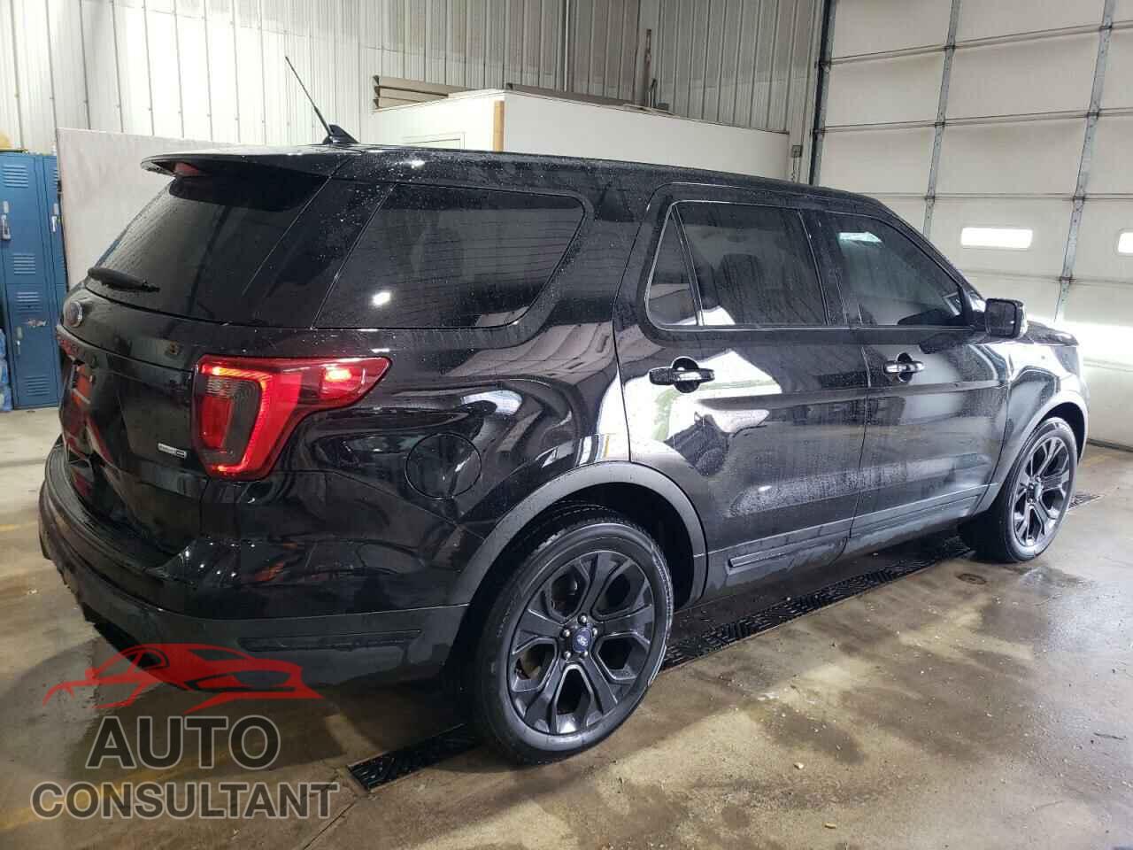 FORD EXPLORER 2018 - 1FM5K8GT2JGB06548