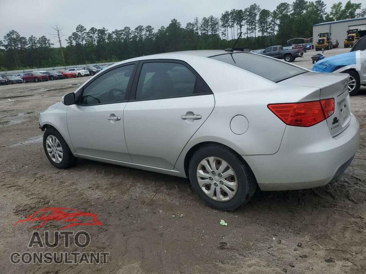 KIA FORTE 2010 - KNAFU4A22A5202006