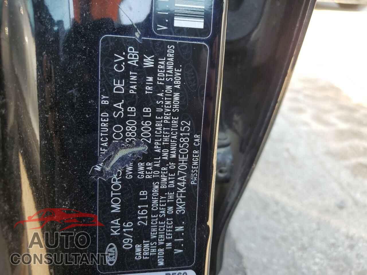 KIA FORTE 2017 - 3KPFK4A70HE058152