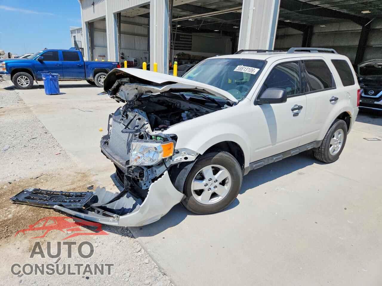 FORD ESCAPE 2011 - 1FMCU9DG3BKB14218