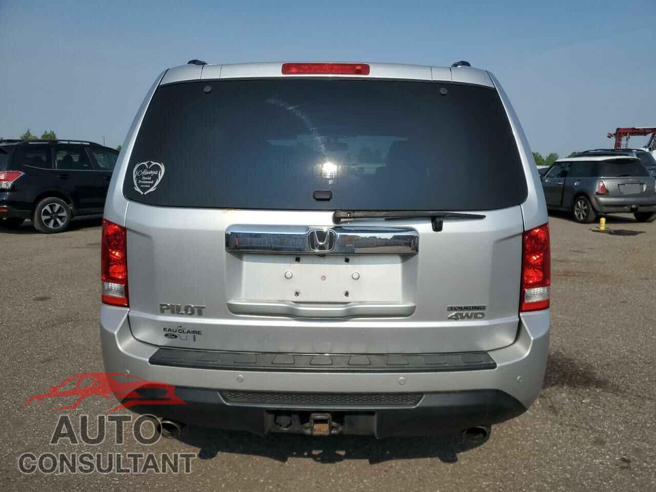 HONDA PILOT 2013 - 5FNYF4H9XDB062427